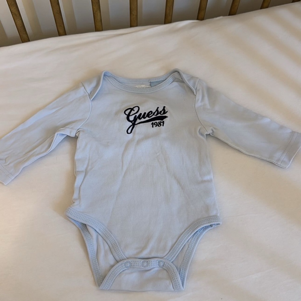 Blue guess baby longsleeve onesie 3-6 m